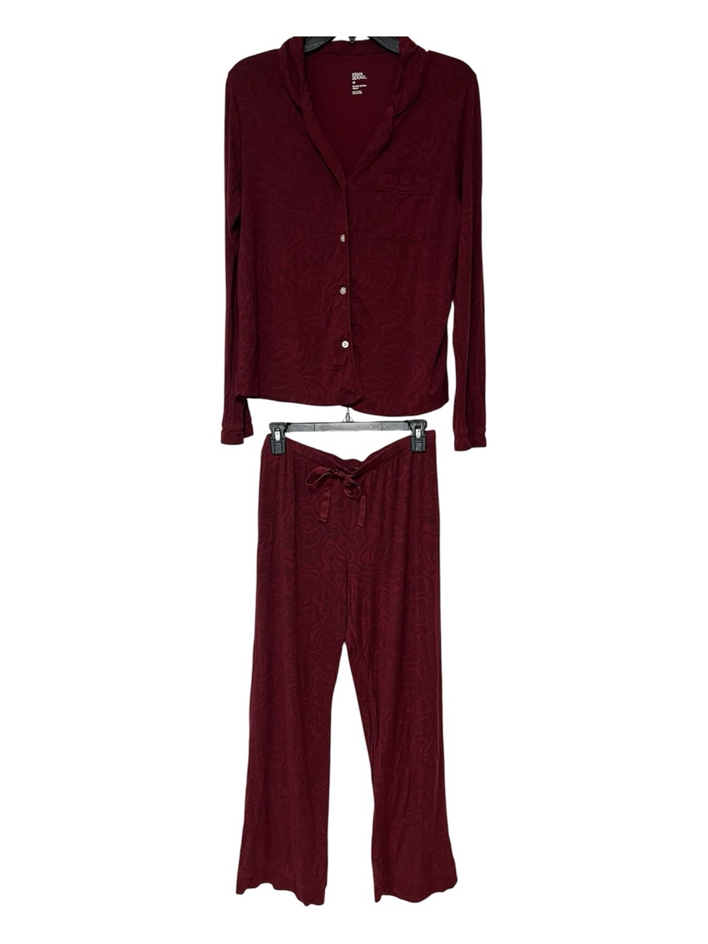 Stars Above Women's Burgundy Button-Front Pajama Set. Size M.